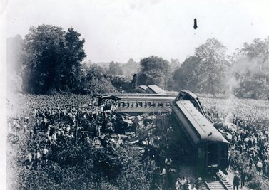Historical photo of a train wreck at Dutchman's Bend.