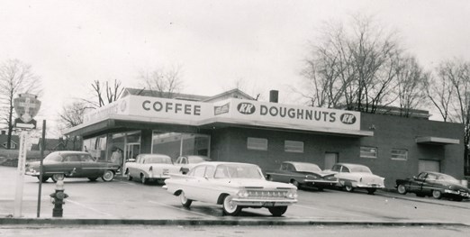 Historical photo of Krispy Kreme on Gallatin Road.