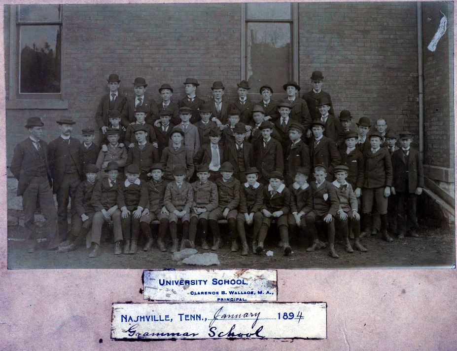 1984 class photo of University School of Nashville boys' grammar school class.