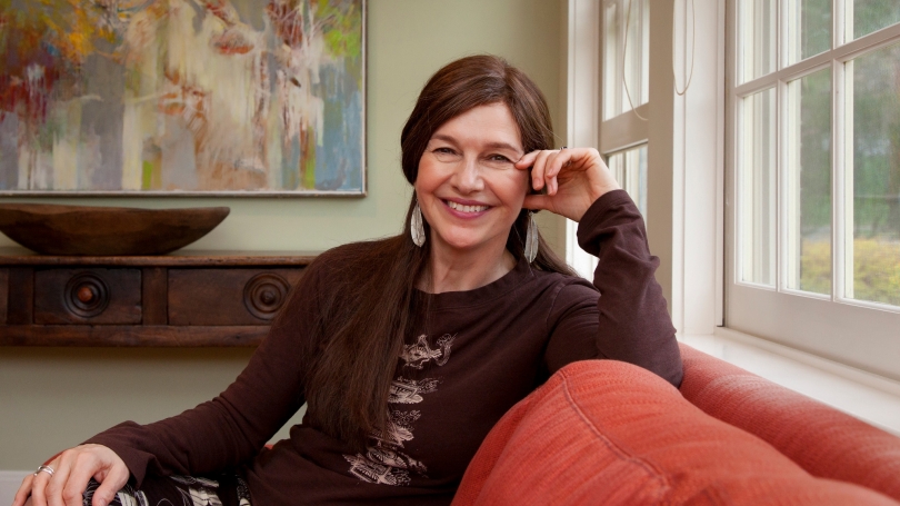 Louise Erdrich, posed photo.