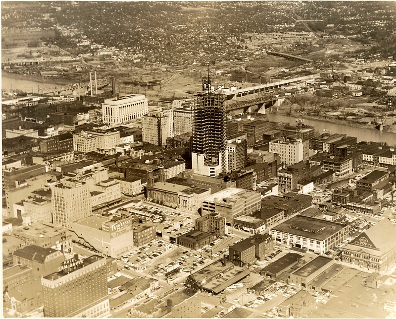 Nashville skyline with the L&C tower under construction