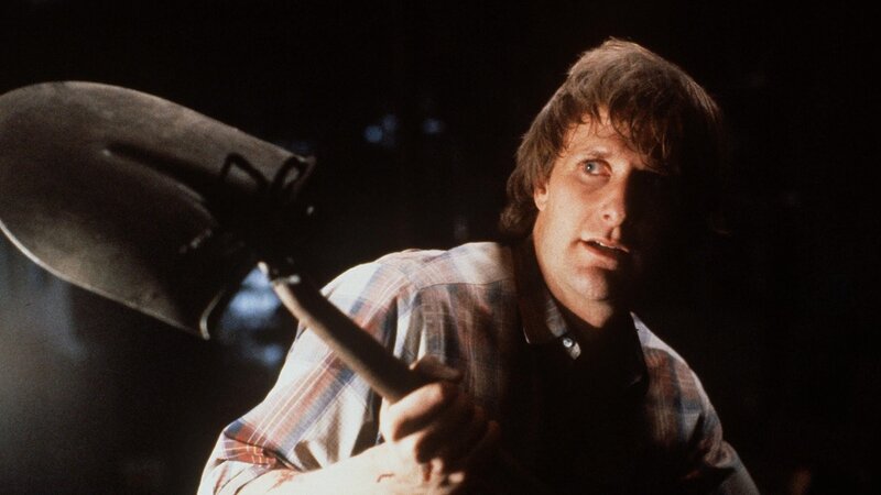 Jeff Daniels with shovel