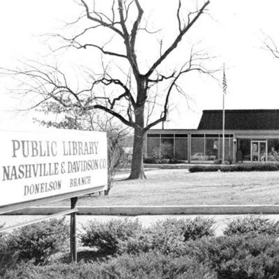 Black and white photo of Donelson Branch Library.